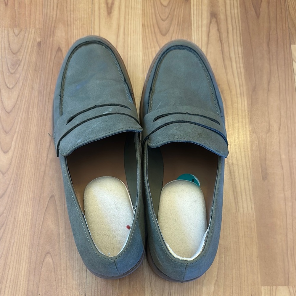 Me Too Olive Green Loafers